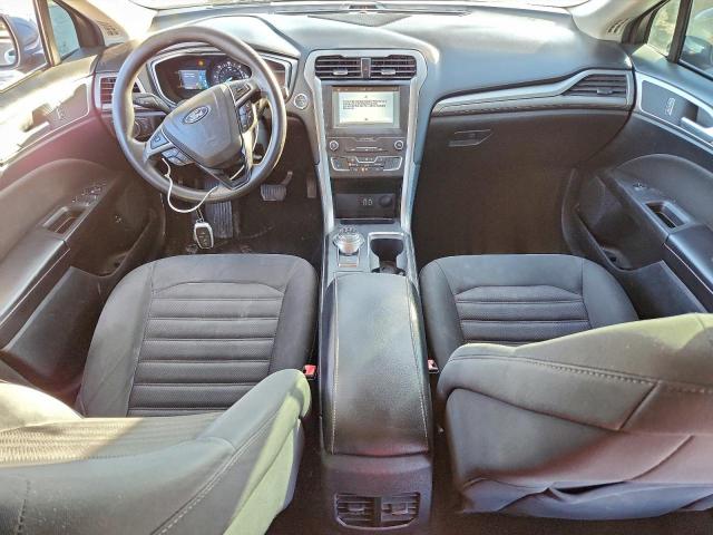 Ford Fusion Se Image 8