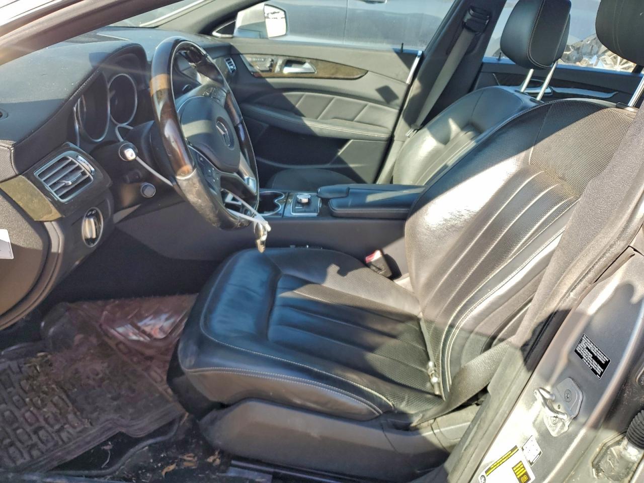 Mercedes-Benz Cls-class 550 Image 9