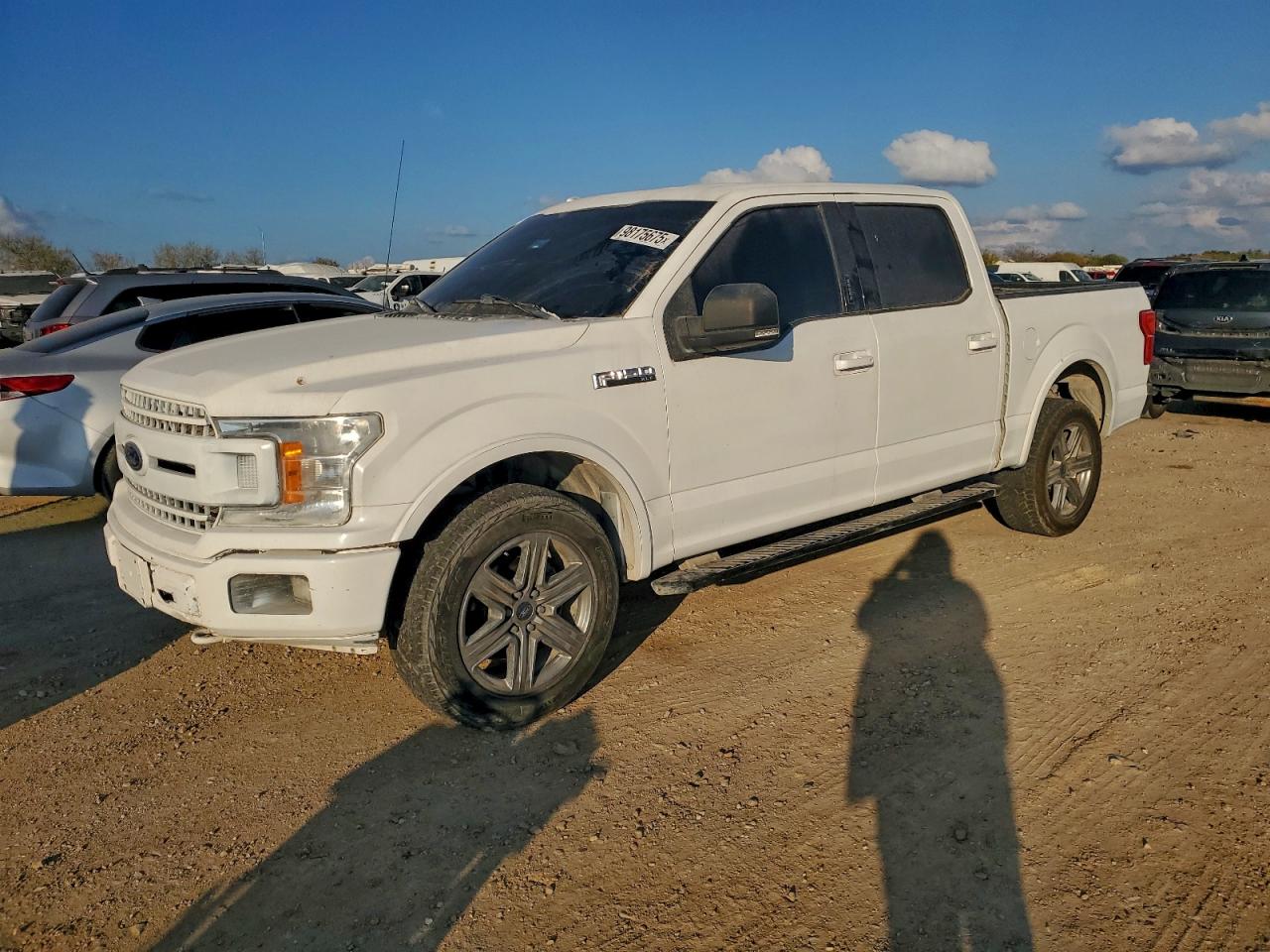 Ford F-150 Supercrew Image 1