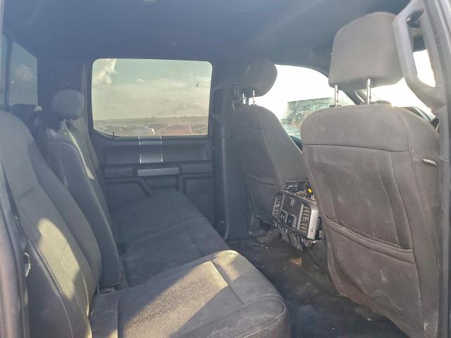 Ford F-150 Supercrew Image 4