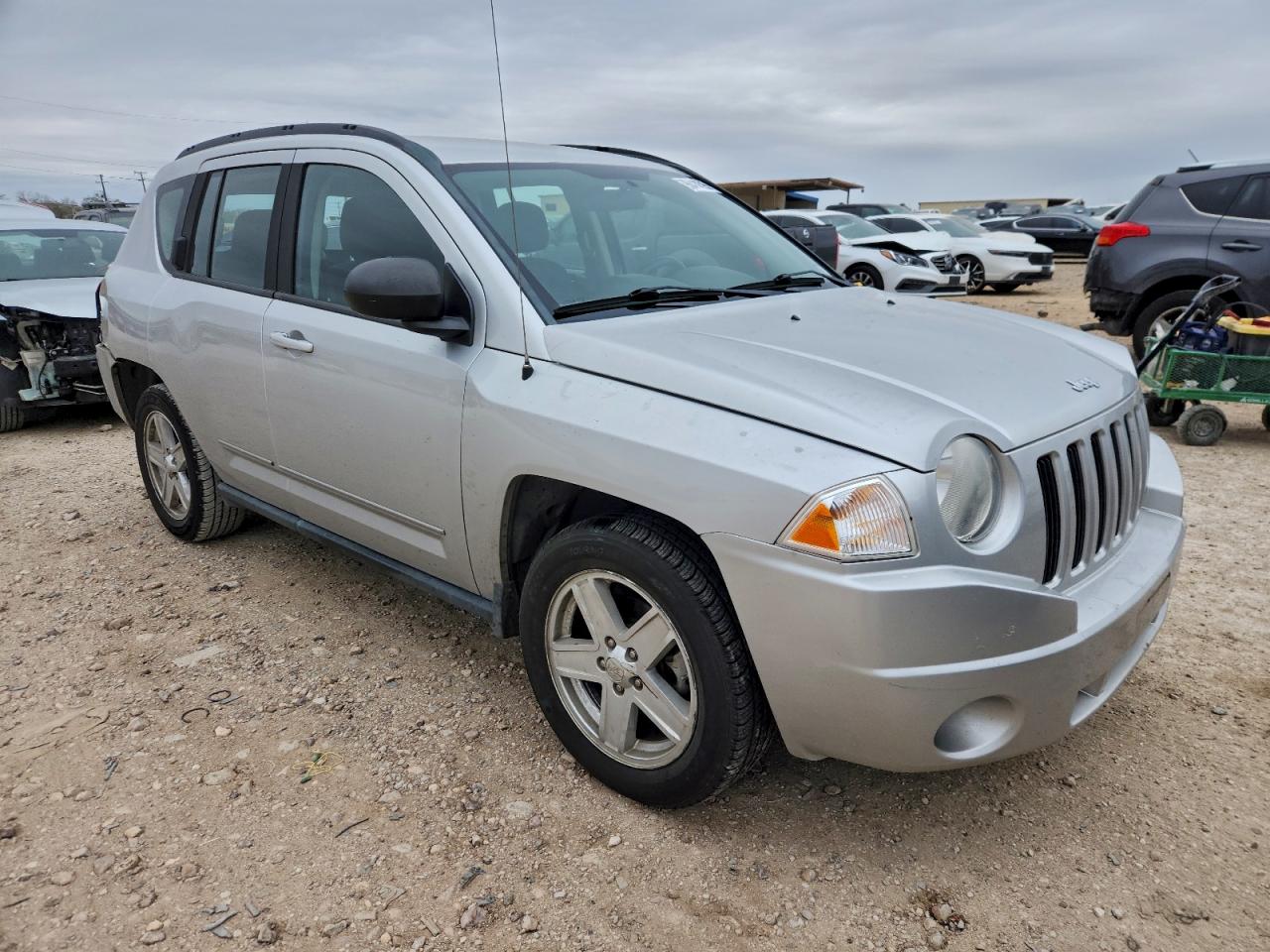 Jeep Compass Sport Image 2