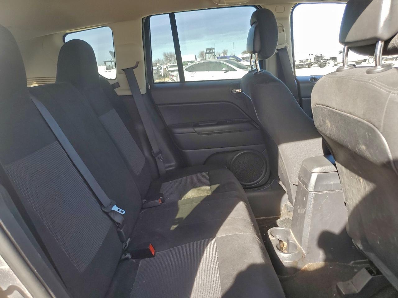 Jeep Compass Sport Image 4