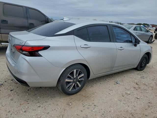 Nissan Versa Sv Image 3