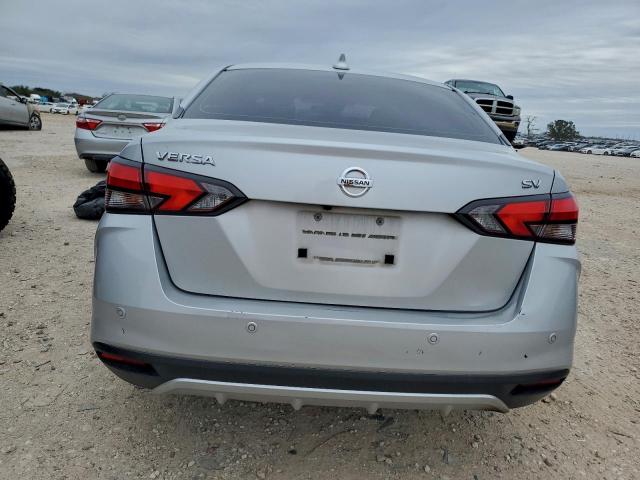 Nissan Versa Sv Image 4