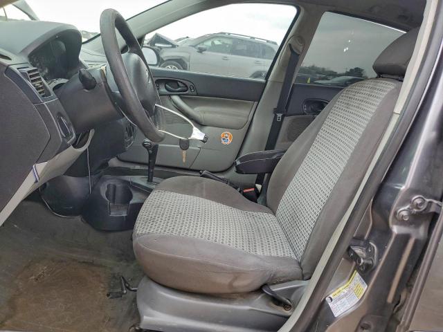 Ford Focus Zx4 Image 3