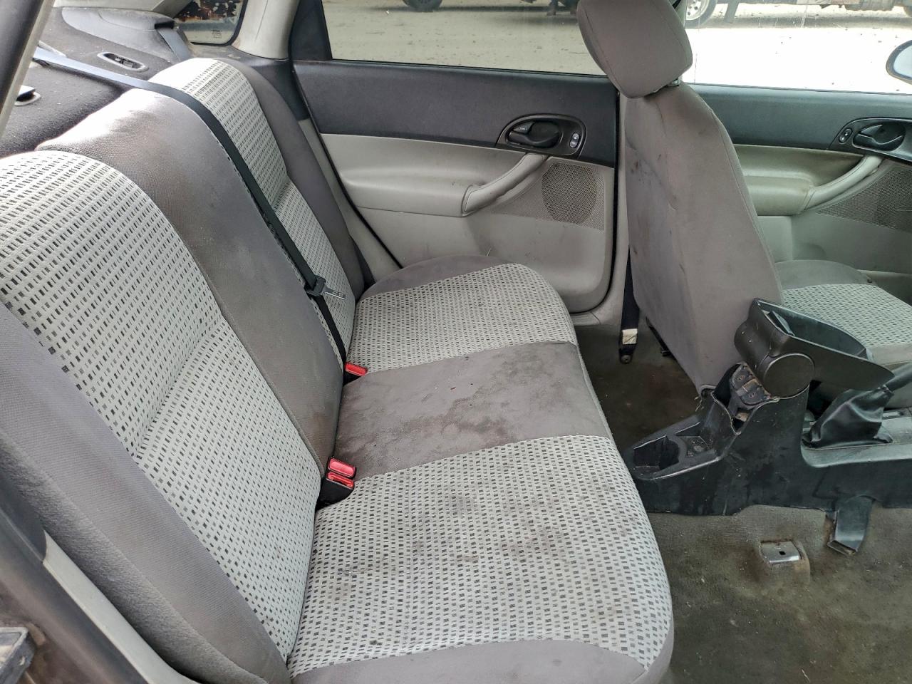 Ford Focus Zx4 Image 4