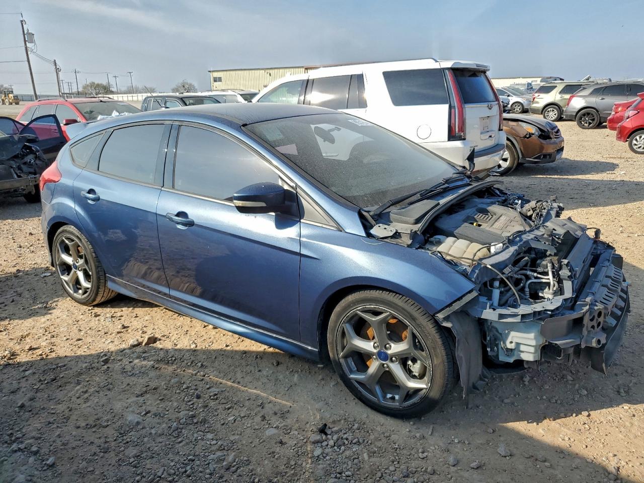 Ford Focus St Image 11