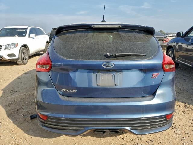 Ford Focus St Image 13