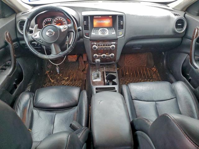 Nissan Maxima S Image 7