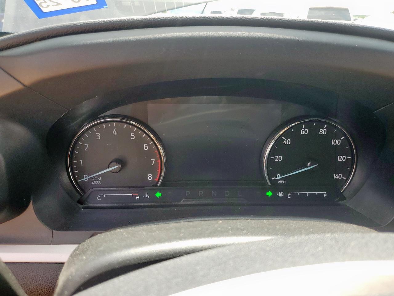 Ford Explorer Xlt Image 9