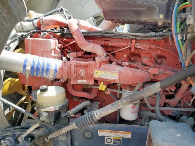 Peterbilt Tractor 579 Image 9