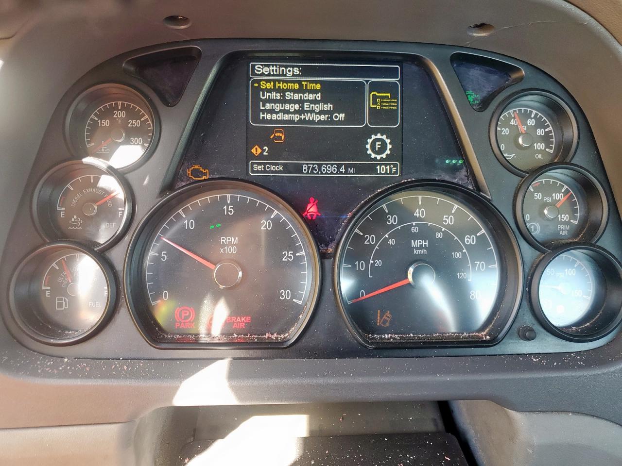 Peterbilt Tractor 579 Image 3