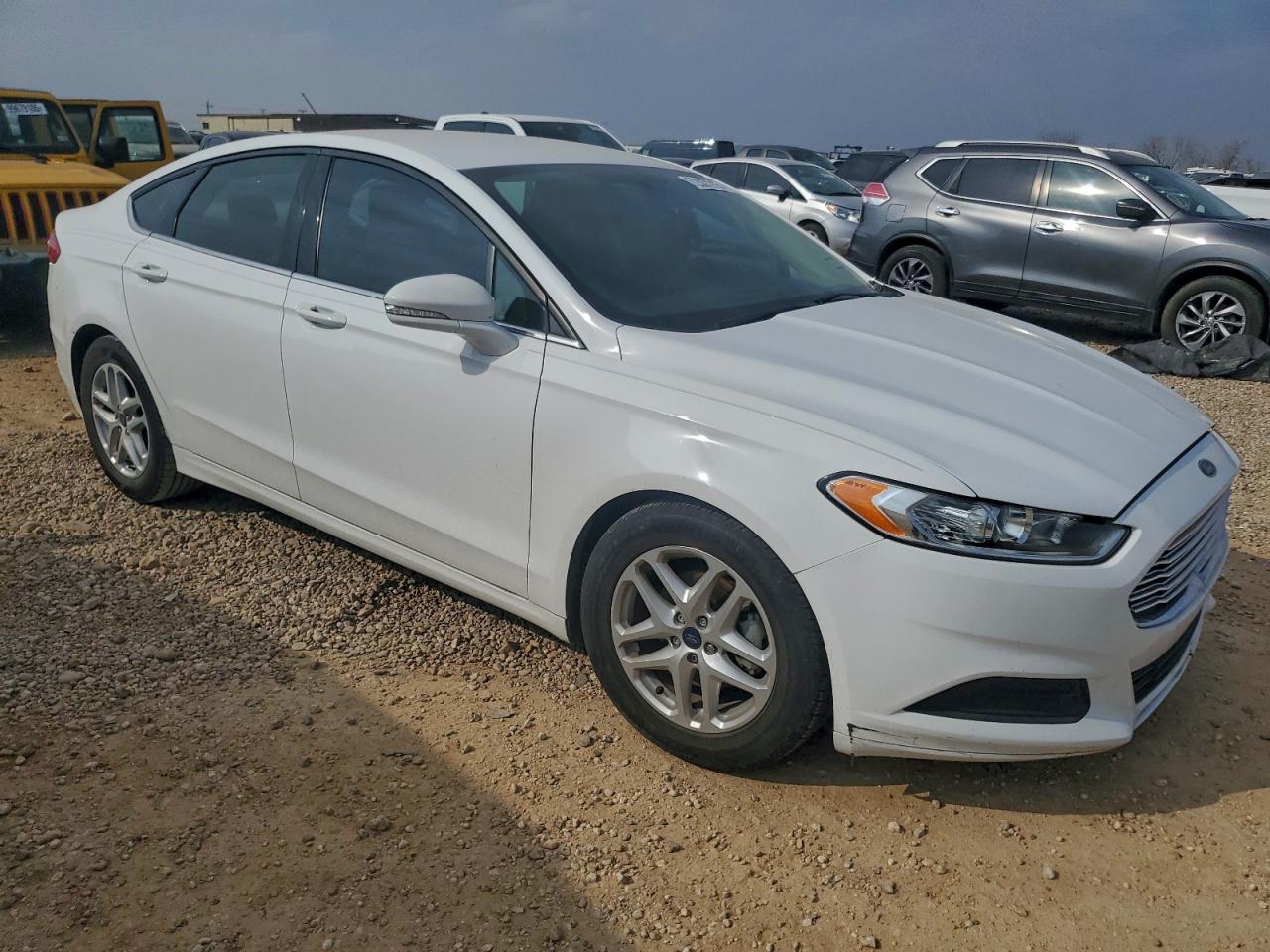 Ford Fusion Se Image 4
