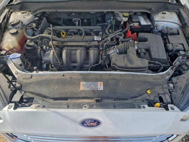 Ford Fusion Se Image 8