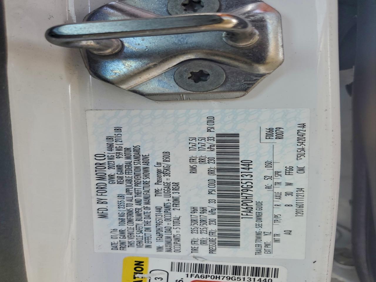 Ford Fusion Se Image 11