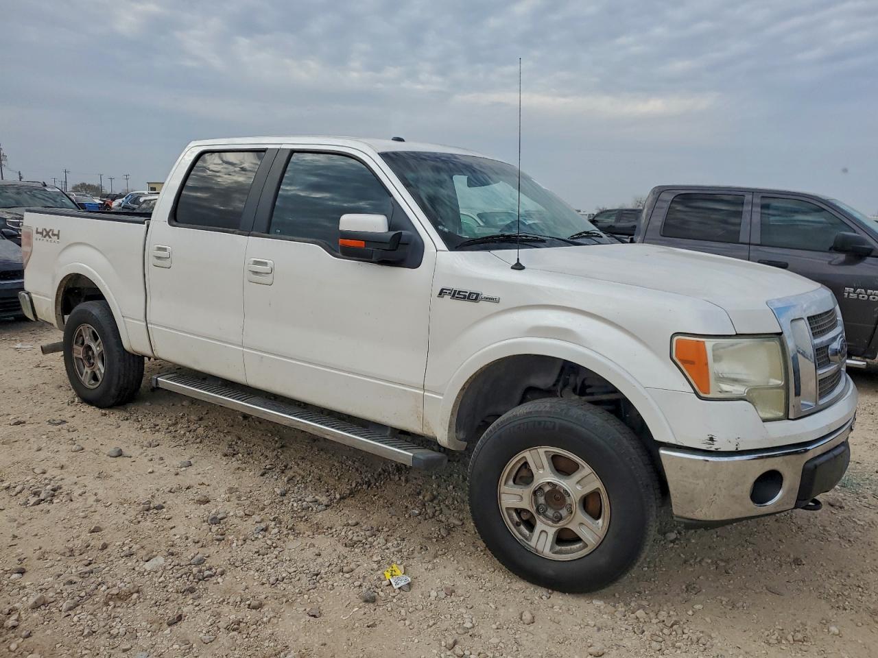 Ford F-150 Supercrew Image 10