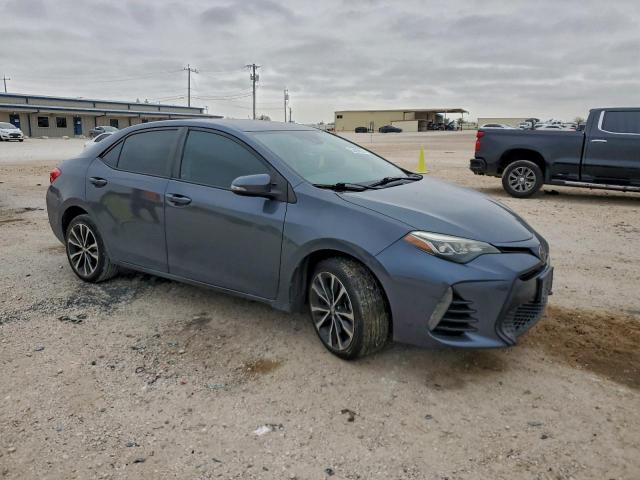 Toyota Corolla L Image 9