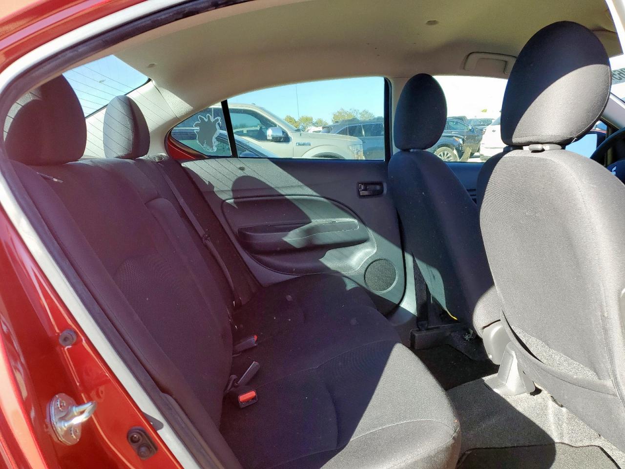 Mitsubishi Mirage G4 Es Image 9