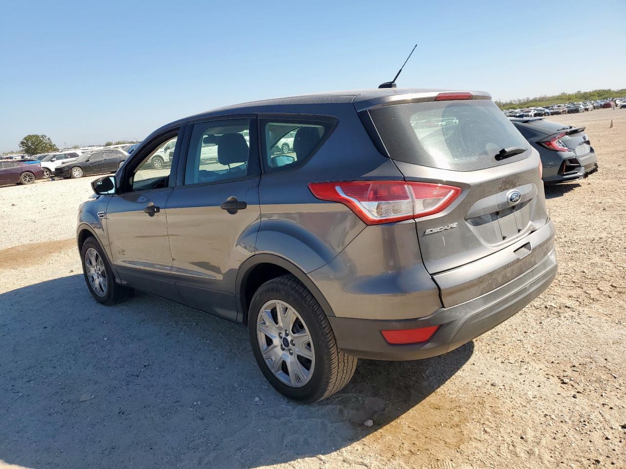 Ford Escape S Image 11