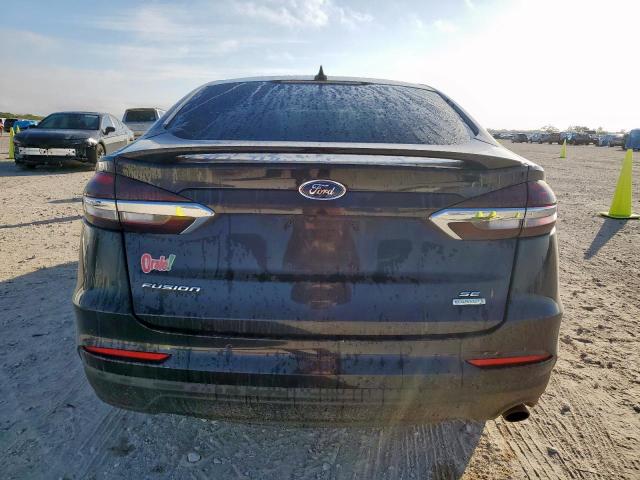 Ford Fusion Se Image 3