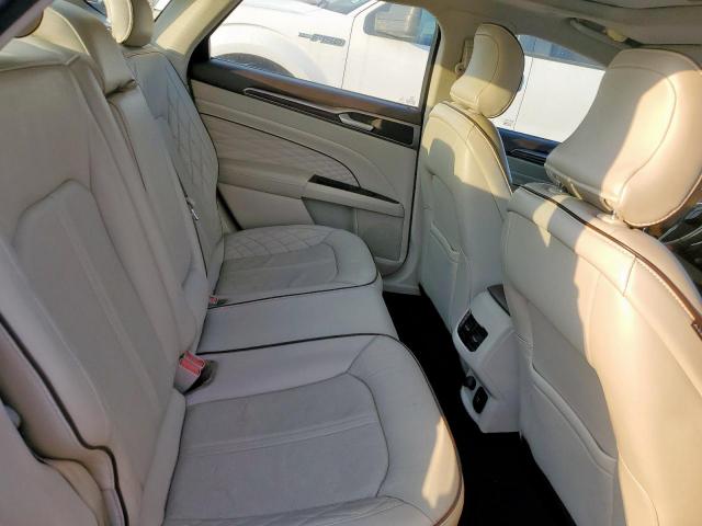 Ford Fusion Titanium Hev Image 12