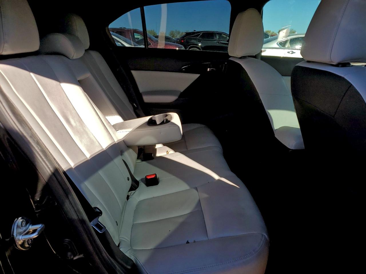 Mitsubishi Eclipse Se Image 3