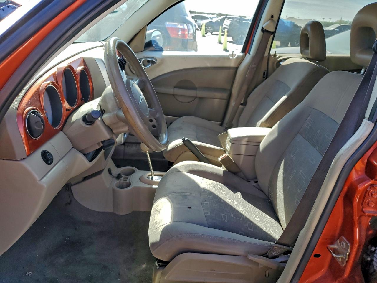 Chrysler PT Cruiser Touring Image 13