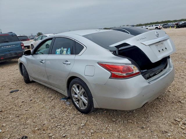 Nissan Altima 2.5 Image 8