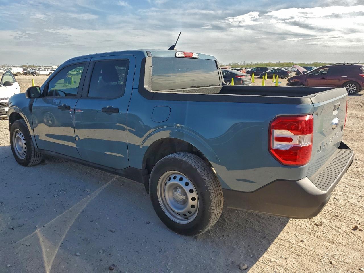 Ford Maverick Xl Image 2