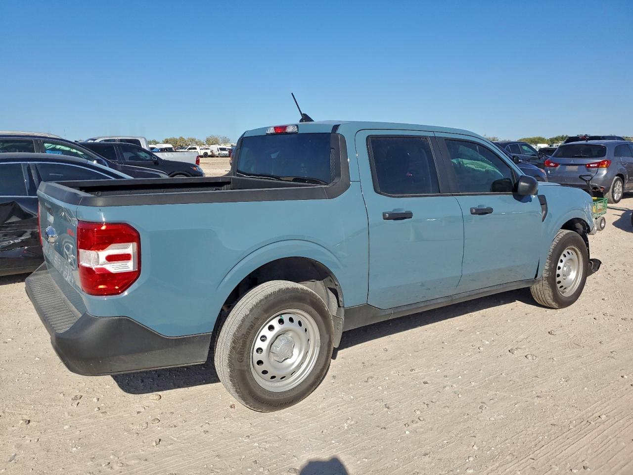 Ford Maverick Xl Image 6