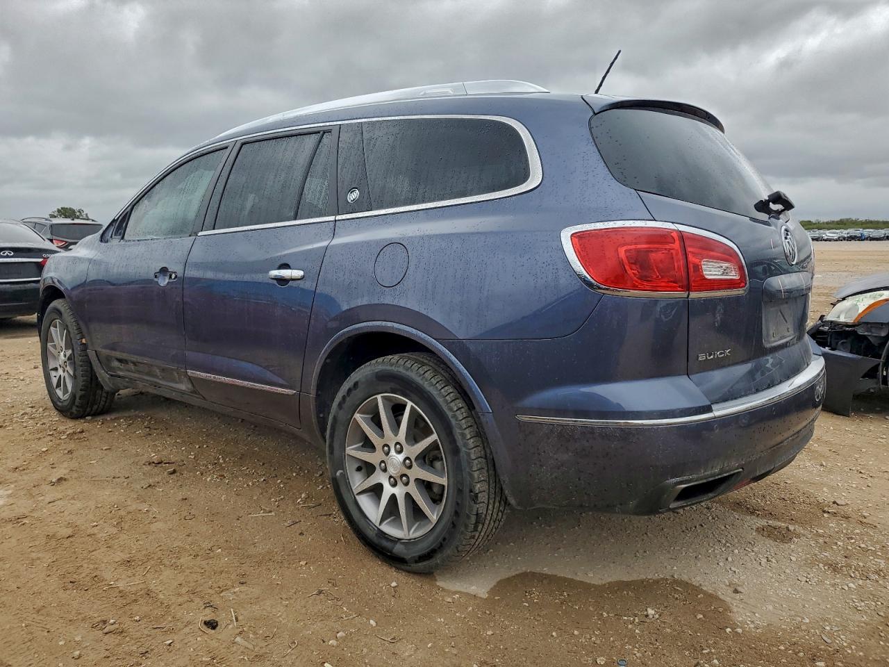 Buick Enclave Image 13