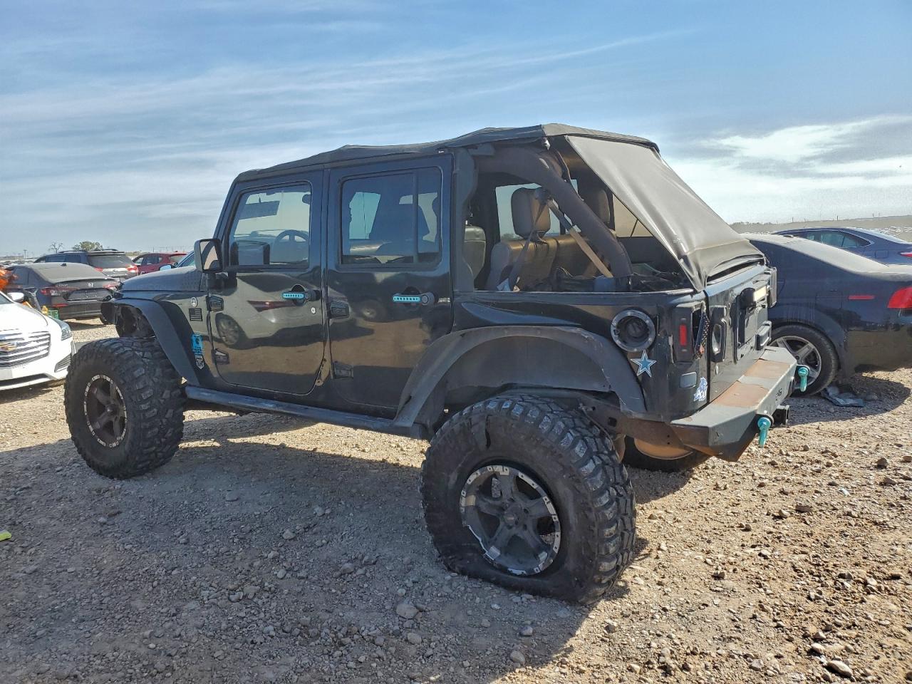Jeep Wrangler Rubicon Image 9