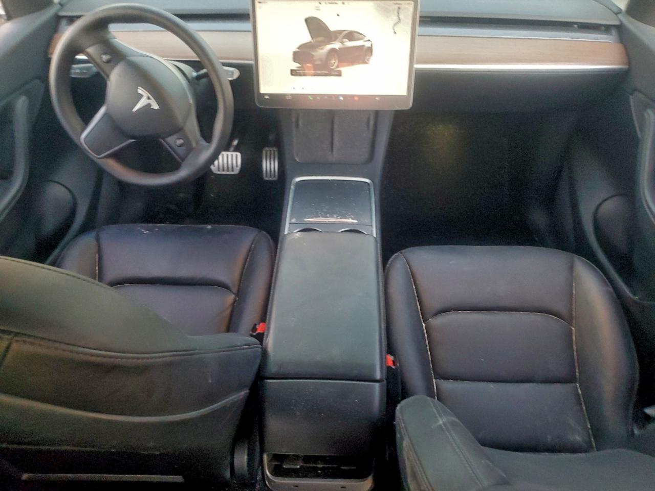 Tesla Model Y Image 6