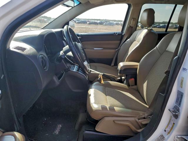 Jeep Compass Latitude Image 6