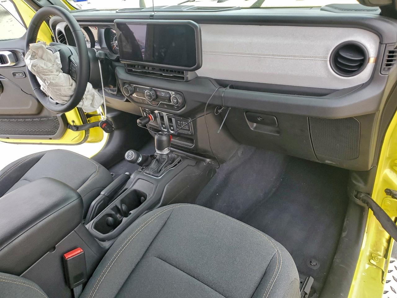 Jeep Wrangler Sport Image 4